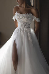 Off-The-Shoulder Lace/Tulle Wedding Dress With Split Front