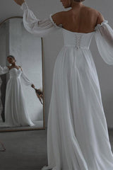 Off-The-Shoulder Long Sleeves Floor-Length Tulle Wedding Dresses