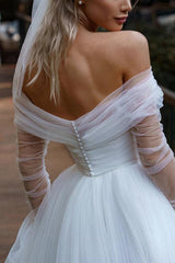 Off-The-Shoulder Long Sleeves Sweep Train Tulle Wedding Dresses