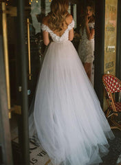 Off-The-Shoulder Sleeveless Beach Wedding Dress with Detachable Sheath/Column