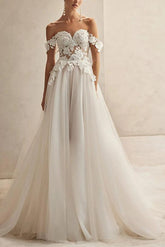 Off-The-Shoulder Sleeveless Court Train Lace/Tulle Wedding Dresses