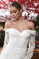 Off The Shoulder Beach Wedding Dress Long Sleeve Lace Sheath/Column Bridal Gown