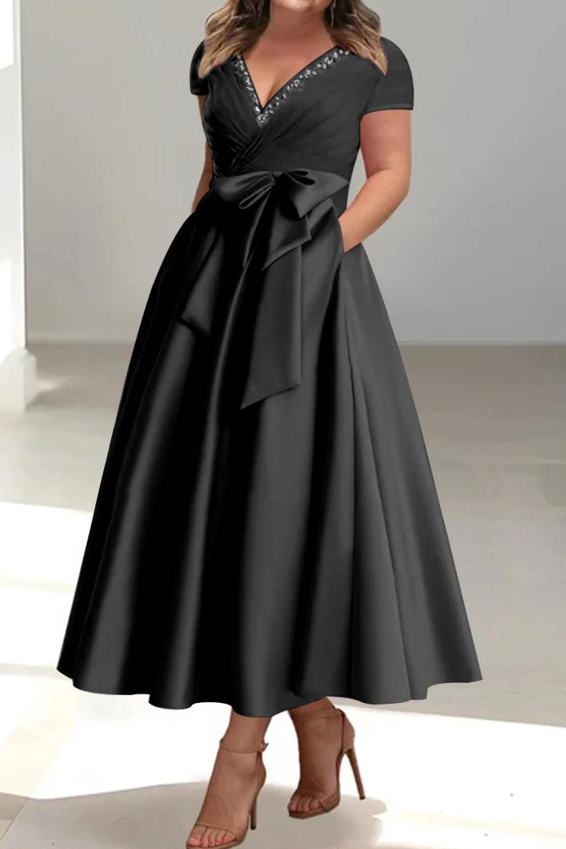 Plus Size Mother of the Bride A-Line Princess V-Neck Dress with Pockets and Ruffles