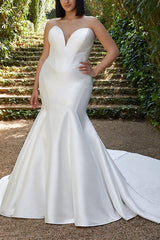 Satin Wedding Dresses Trumpet/Mermaid Sweetheart Sleeveless Court Train