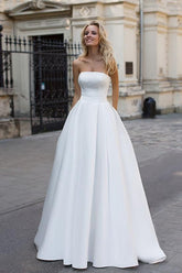 Simple Strapless White A Line Zipper Up A Line Princess Beach Wedding Dress