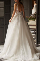 Sleeveless Sweep Train Tulle Beach Wedding Dress With Appliques Lace