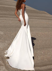 Strapless Trumpet Mermaid Elastic Satin Beach Wedding Dresses With Court Train