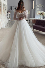 Sweetheart Long Sleeves Sweep Train Tulle Wedding Dresses
