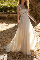 Sweetheart Sleeveless Boho Beach Wedding Dress with Front Split