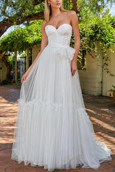 Sweetheart Sleeveless Sweep Train Tulle Wedding Dresses