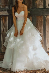 Sweetheart Sleeveless Tulle Wedding Dresses with Appliques Lace