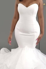 Sweetheart Tulle/Elastic Satin Wedding Dresses With Cascading Ruffles - Trumpet/Mermaid