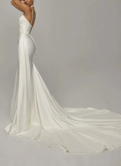 Trumpet Mermaid Sweetheart Sleeveless Chapel Train Crepe Satin Wedding Dress with Beading