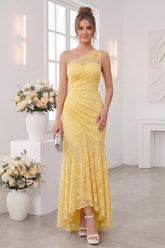 Trumpet/Mermaid One-Shoulder Sleeveless Asymmetrical Bridesmaid Dresses with Lace & Applique