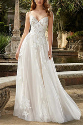 Tulle V-Neck Spaghetti Straps Wedding Dress