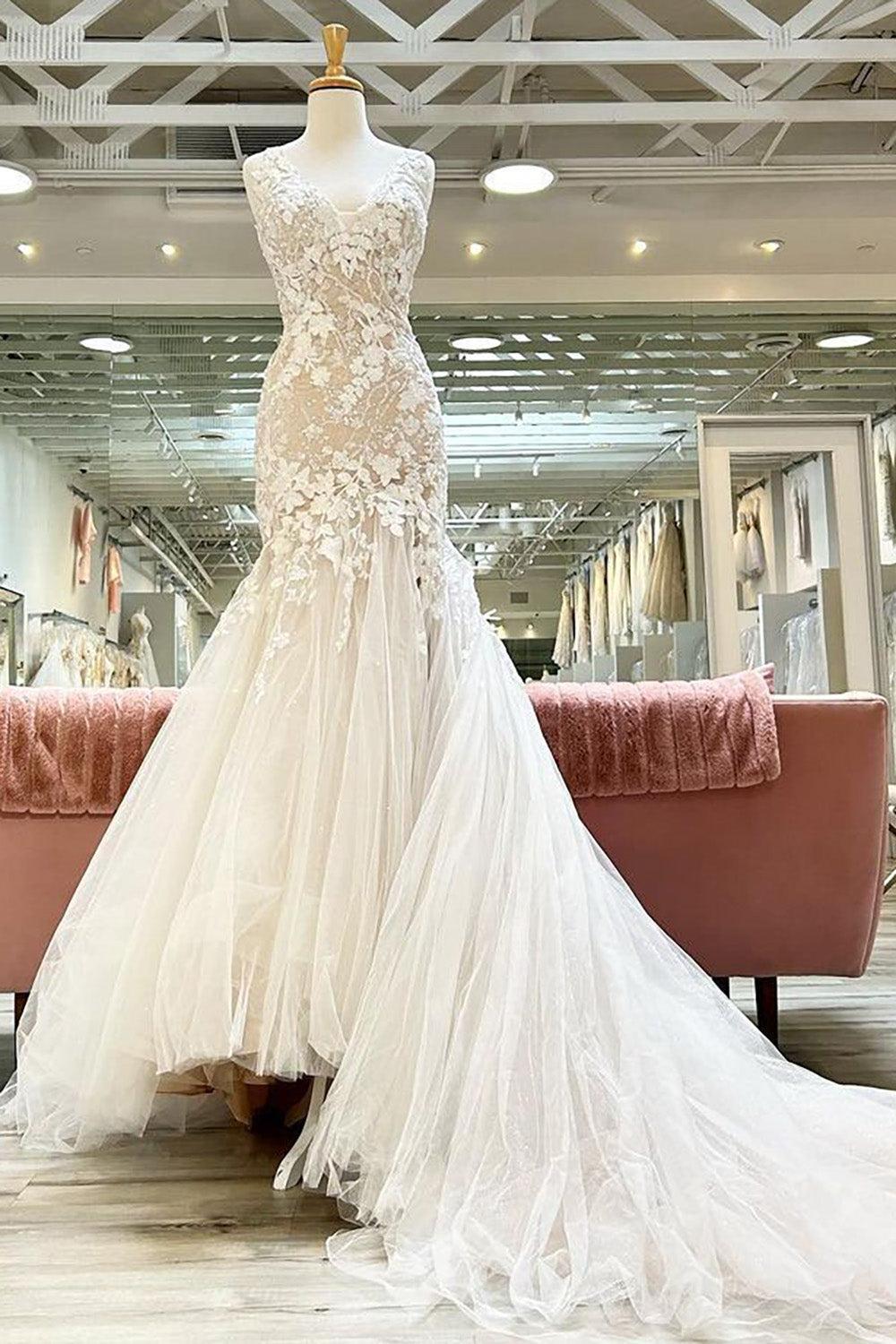 Dreamyannie Women Wedding Dress Unique Champagne V-Neck Asymmetrical Mermaid Bridal Dress with Appliques Dreamyannie UK Dreamyannie Women Wedding Dress Unique Champagne V-Neck Asymmetrical Mermaid Bridal Dress with Appliques Dreamyannie UK