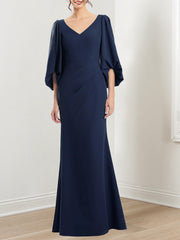 V-Neck 3/4 Sleeve Trumpet/Mermaid Mother of the Bride Dress with Ruffles
