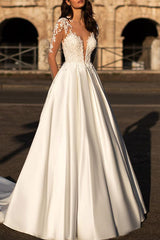 V-Neck Long Sleeves Satin Wedding Dresses With Appliques Lace