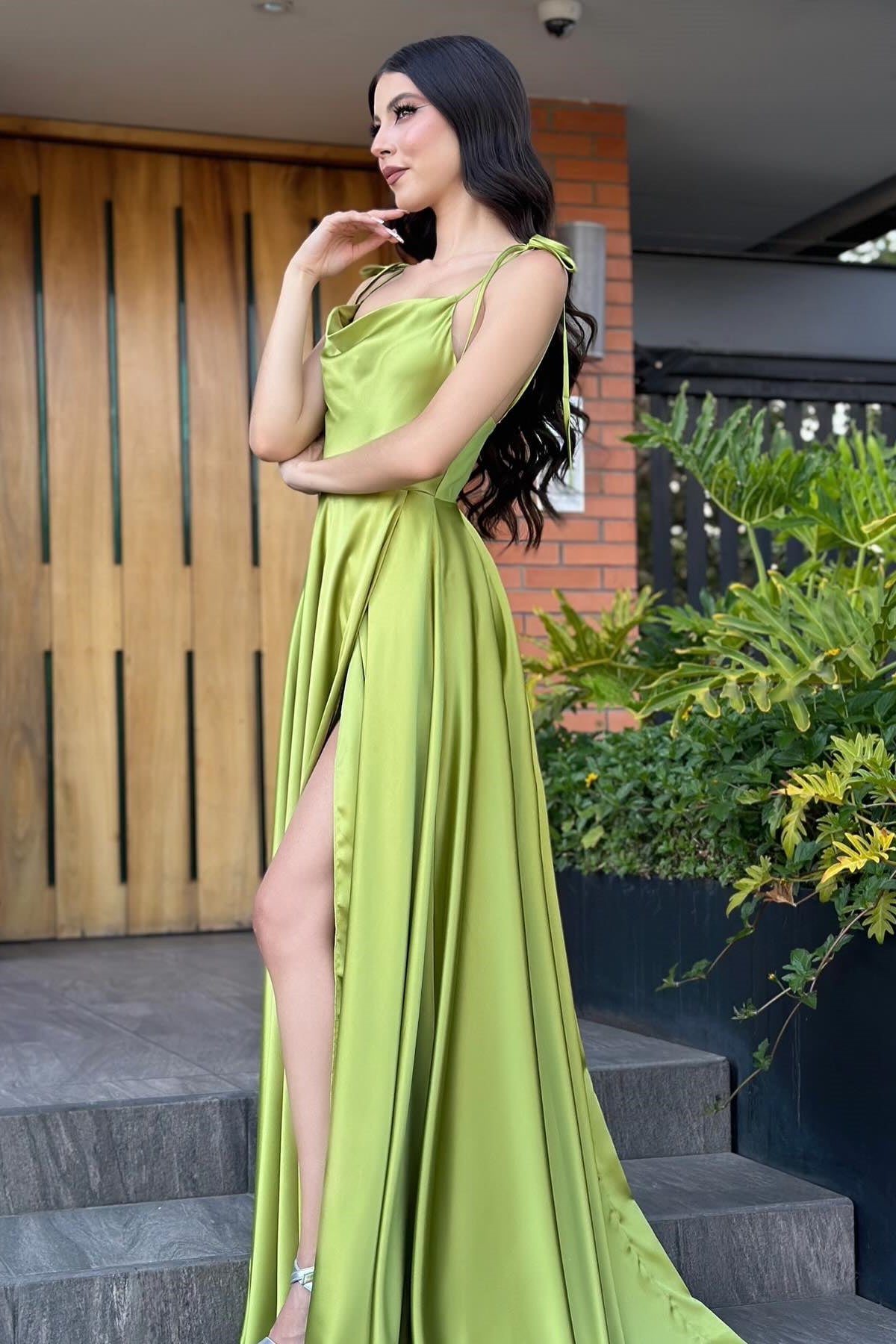 Vintage A Line Satin Off The Shoulder Sleeveless Green Prom Dress Formal Dress With Slit