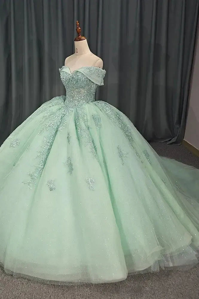 Wedding Dress Quinceanera Dress Ball Gown Lace Applique Beading Sweetheart Sweet 16 Party Dress