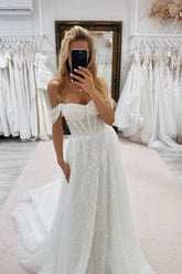White Beach Wedding Dress A Line Strapless Off The Shoulder Sleeveless Beaded Tulle Bridal Gown With Pearls