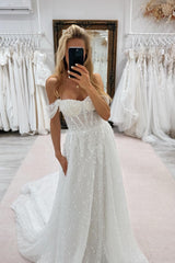 White Beach Wedding Dress A Line Strapless Off The Shoulder Sleeveless Beaded Tulle Bridal Gown With Pearls