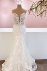 White Tulle Lace Wedding Dress Mermaid Sweetheart Bridal Dress with Sweep Train