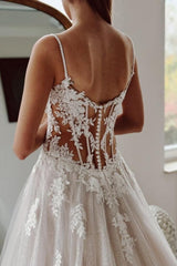 White Wedding Dress A Line Spaghetti Strap Sleeveless Beaded Cathedral Train Lace Long Tulle Bridal Gown With Appliques