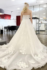 White Wedding Dress A Line Sweetheart Sleeveless Embroidery Sweep Train Backless Tulle Bridal Gown