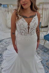 White Wedding Dress Lace Mermaid V Neck Spaghetti Strap Sleeveless Backless Cathedral Train Satin Bridal Gown