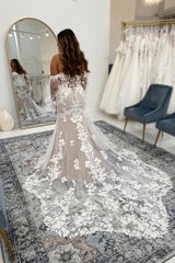 White Wedding Dress Mermaid Sweetheart Lace Chapel Train Tulle Bridal Gown With Appliques