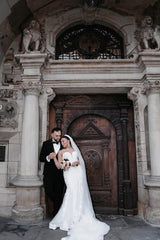 White Wedding Dress Mermaid Sweetheart Spaghetti Straps Sleeveless Beaded Sweep Train Tulle Bridal Gown