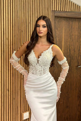 White Wedding Dress Mermaid V Neck Spaghetti Strap Lace Sleeveless Beaded Satin Bridal Gown With Pearls
