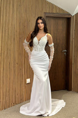 White Wedding Dress Mermaid V Neck Spaghetti Strap Lace Sleeveless Beaded Satin Bridal Gown With Pearls