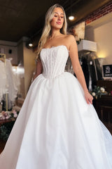 White Wedding Dress Strapless A Line Sleeveless Floor Length Ball Gown Bridal Gown With Lace Bowknot