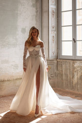 White Wedding Dress Sweetheart A Line Sleeveless Lace Sweep Train Chiffon Bridal Gown With High Slit