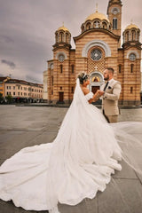 White Wedding Dress Sweetheart Off The Shoulder Ball Gown Beaded Lace Cathedral Train Tulle Bridal Gown