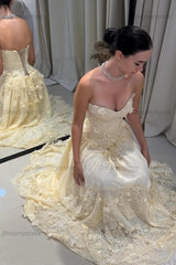 Yellow A Line Prom Dress Sleeveless Sweetheart Evening Dress With Lace Appliques
