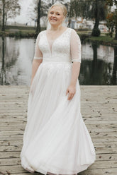 Dreamyannie Plus Size Beach Wedding Dress Half Sleeve A Line Lace Bridal Gown