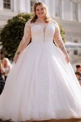 Dreamyannie Plus Size Wedding Dress Scoop Neck Long Sleeve A Line Bridal Gown with Lace