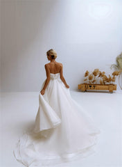 Sweetheart Sleeveless Organza Sweep Train Wedding Dress