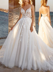 Ball-Gown V-neck Sleeveless Tulle Court Train Wedding Dress With Lace Appliques