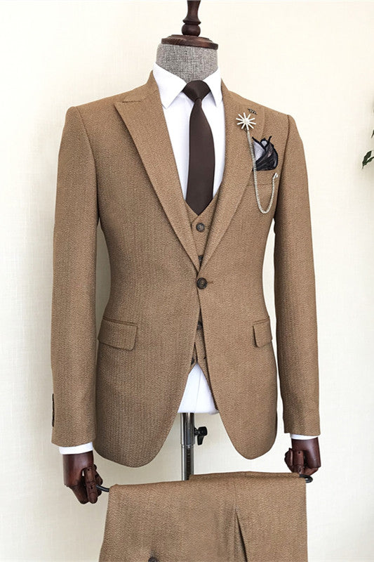 Brown Peaked Lapel Three-Piece Business Suit