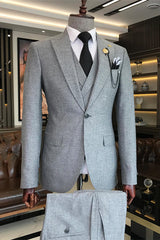 Gray Three-Piece Peaked Lapel Business Suit