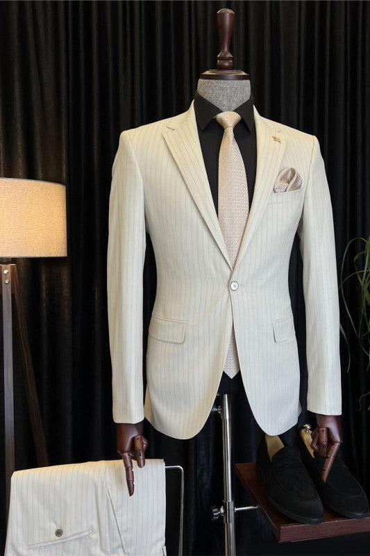 White Striped Notched Lapel Business Suit