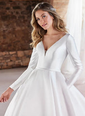 Ball-Gown Long Sleeves Wedding Dresses With Satin Open Back