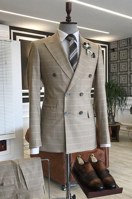 Light Khaki Plaid Peaked Lapel Business Suit