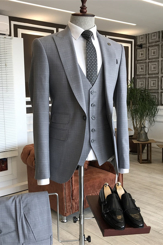 Gray Three-Piece Peaked Lapel Business Suit