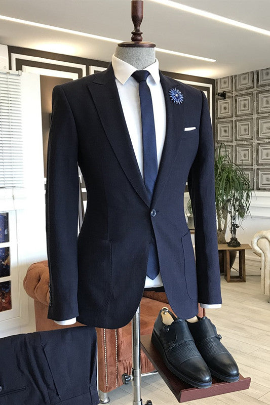 Navy Blue Peaked Lapel Business Suit