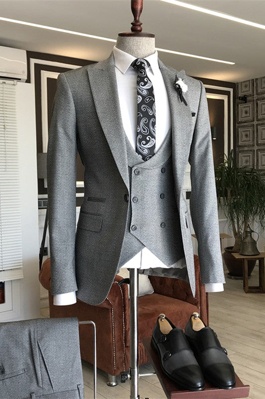 Gray Three-Piece Peaked Lapel Business Suit